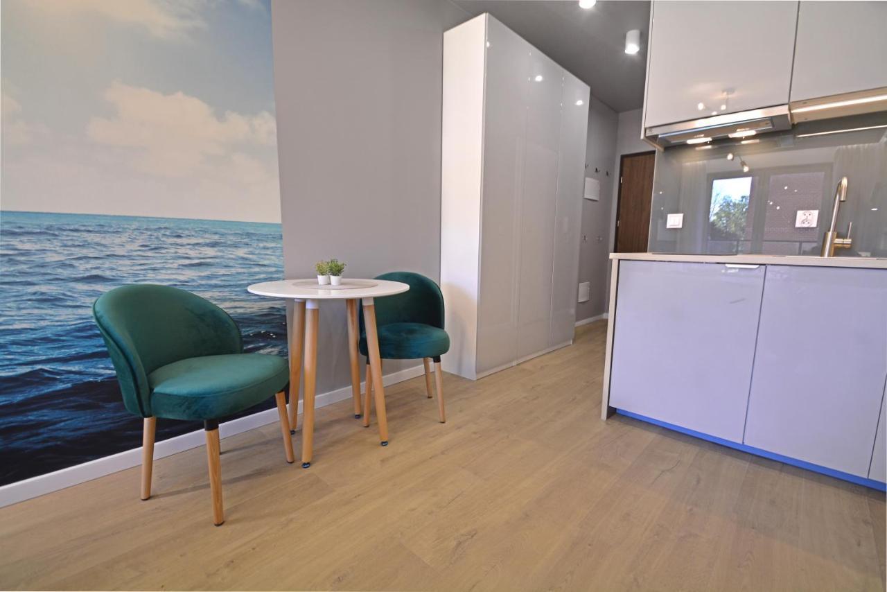 Apartamenty Bryza - Osiedle Matejki 1B ชวีโนวิชแจ ภายนอก รูปภาพ